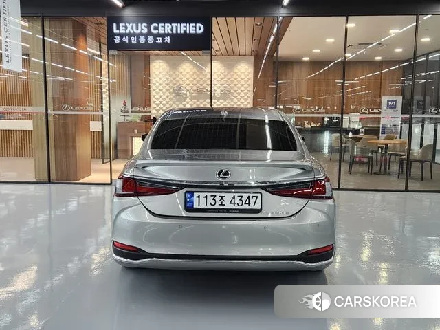 Lexus ES300h 7th generation id 3690405 из Кореи 14