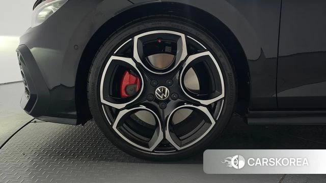 Volkswagen Golf 8th Generation id 4421259 из Кореи 28