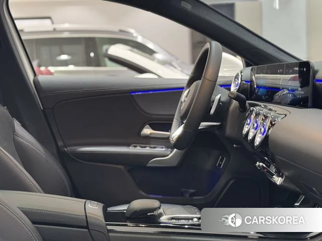 Mercedes-Benz Class A id 4208020 из Китая 12
