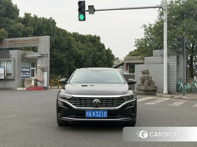 Volkswagen Passat 2021 Черный из Китая, фото 4