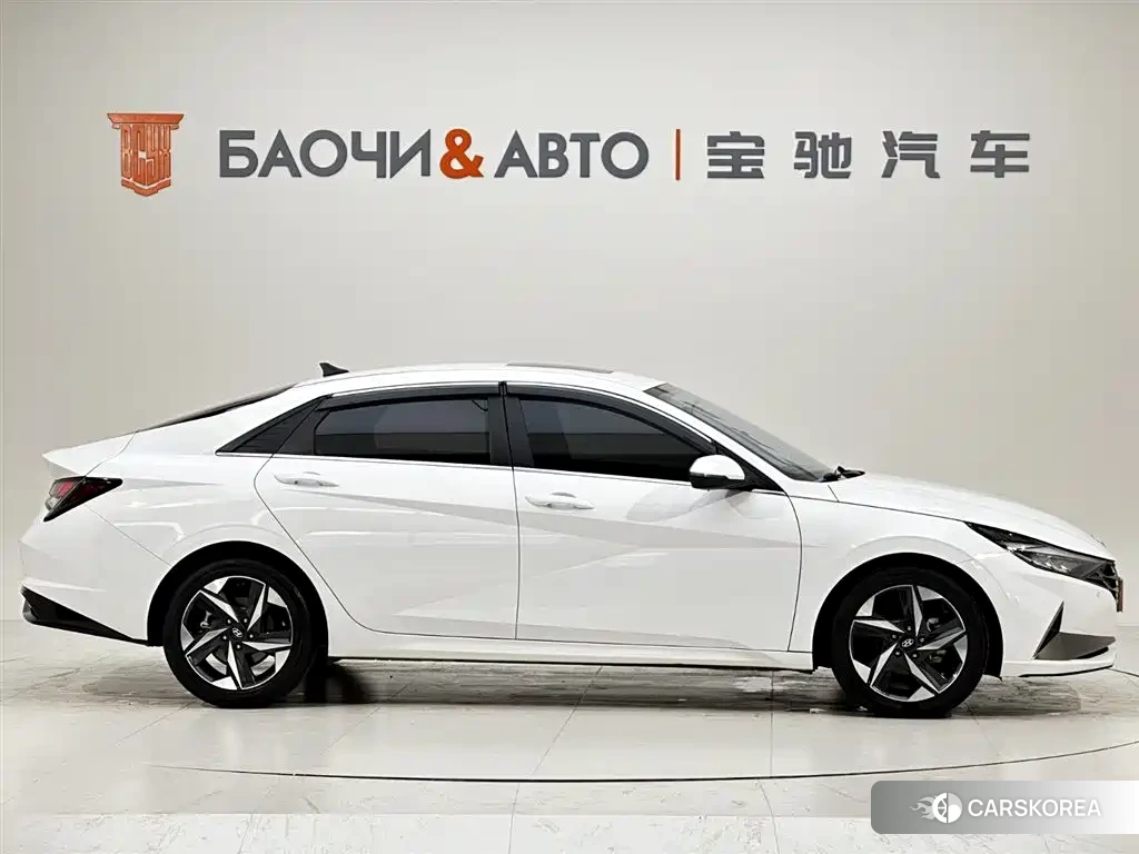 Hyundai Elantra id 4547351 из Китая 15