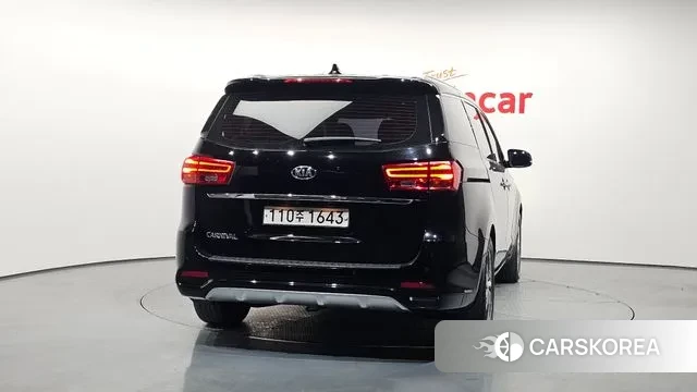 Kia The New Carnival id 3666437 из Кореи 14