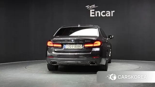 BMW 5 Series (G30) id 2985687 из Кореи 14