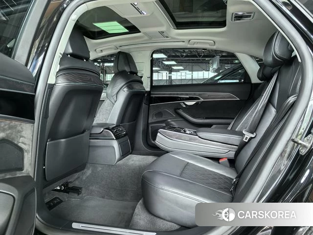 Audi A8 id 4342192 из Китая 24