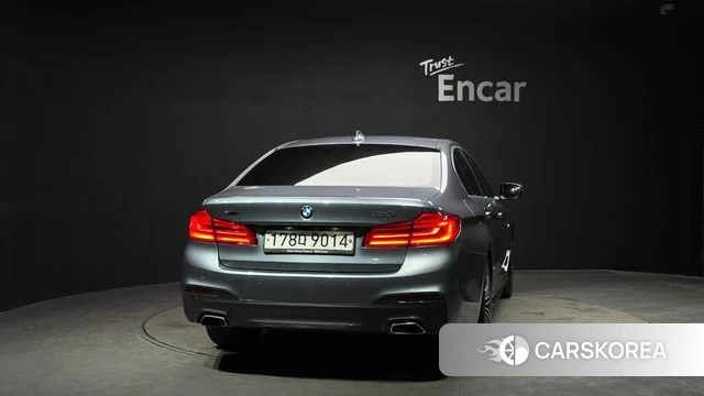 BMW 5 Series (G30) id 3860910 из Кореи 14