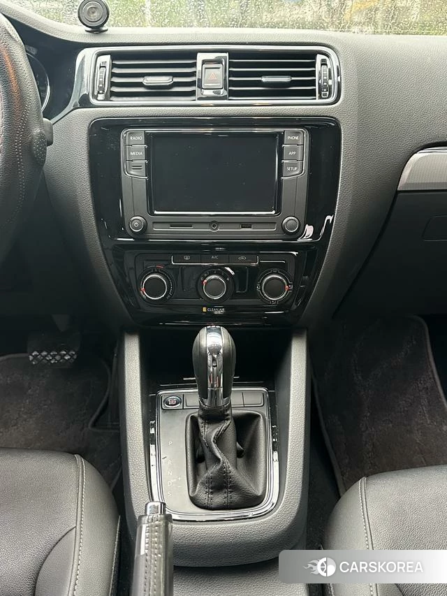 Volkswagen Sagitar id 4221828 из Китая 8
