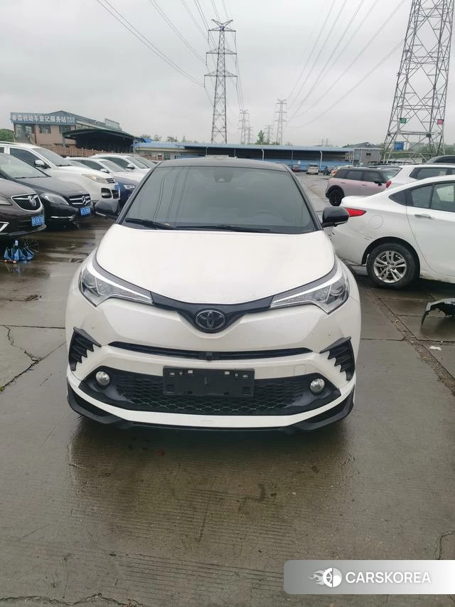 Toyota C-HR id 4210927 из Китая 20