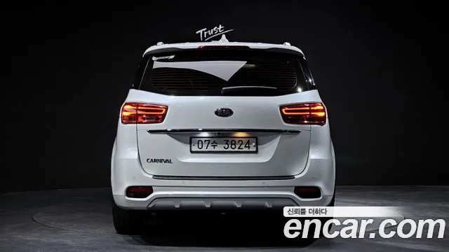 Kia The New Carnival id 2455478 из Кореи 14