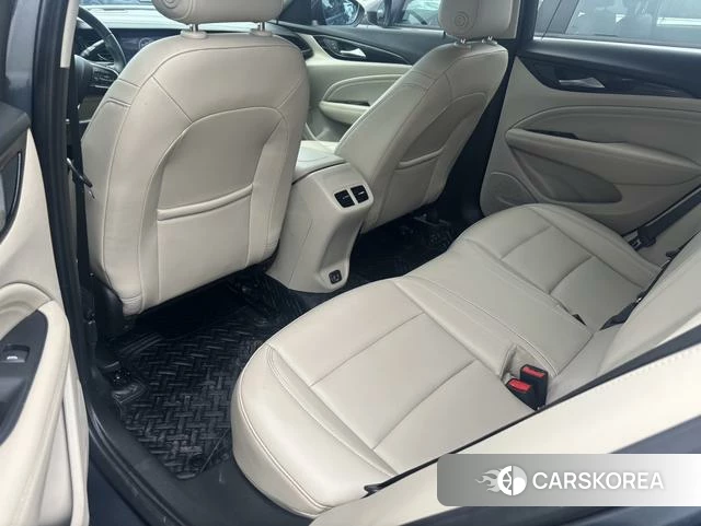 Buick Regal id 4216237 из Китая 12
