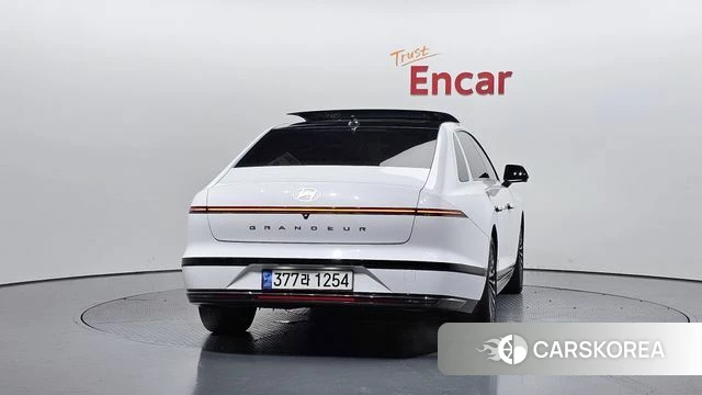 Hyundai Grandeur (GN7) id 4585238 из Кореи 29
