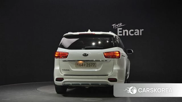 Kia The New Carnival id 4269412 из Кореи 29