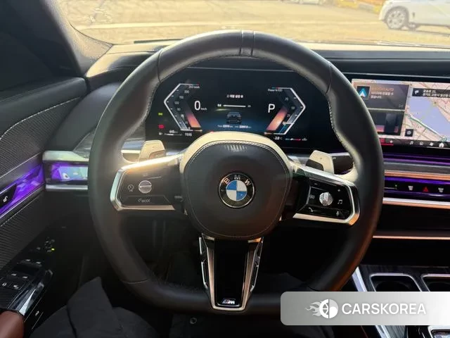 BMW 7 Series (G70) id 3502424 из Кореи 8