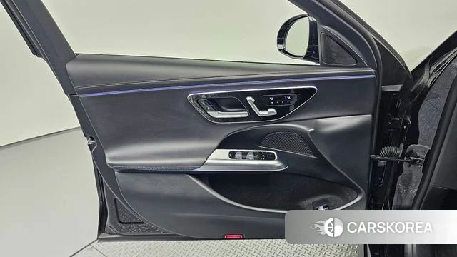 Mercedes-Benz E-Class W214 2024 Черный из Кореи, фото 4