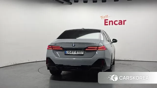 BMW 5 Series (G60) id 3565375 из Кореи 14