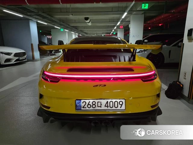 Porsche 911(992) 2022 Желтый из Кореи, фото 4