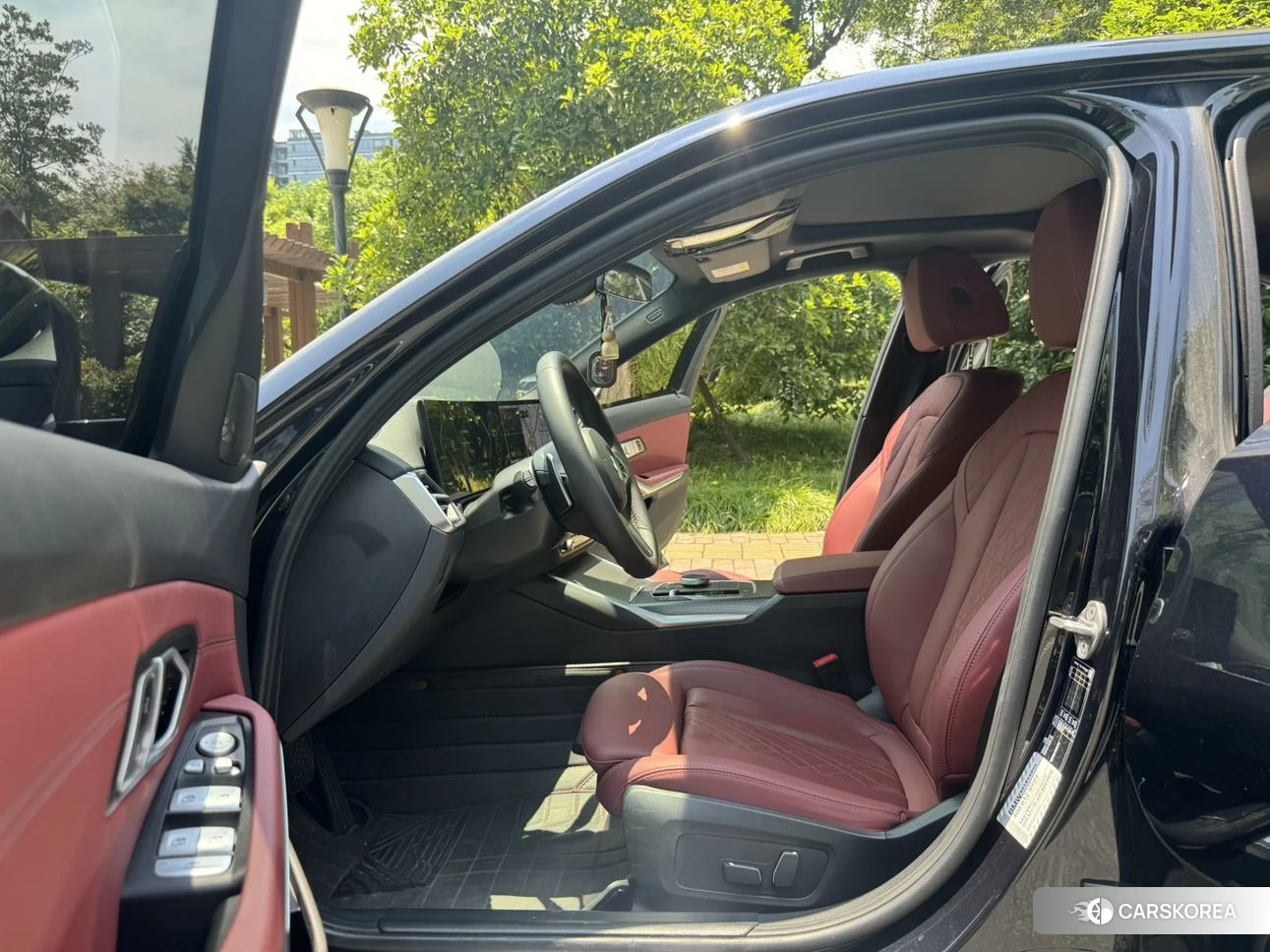 BMW 3 series 2022 Черный из Китая, фото 5