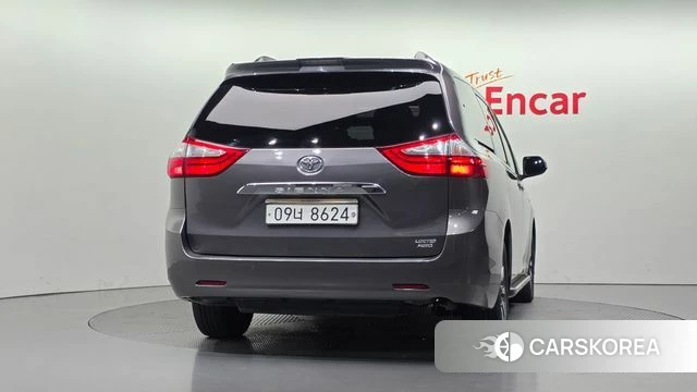 Toyota Sienna id 4722713 из Кореи 24