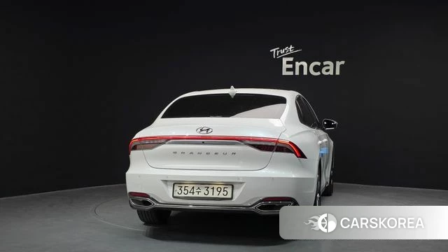 Hyundai The New Grandeur IG id 4203132 из Кореи 28