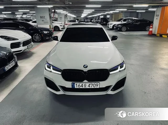 BMW 5 Series (G30) id 3620348 из Кореи 14
