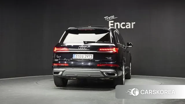 Audi Q7 (4M) id 2980926 из Кореи 14