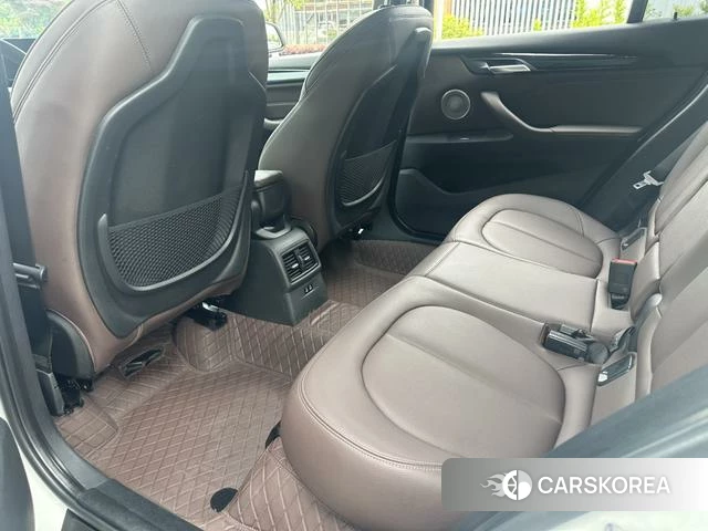 BMW X1 id 4298051 из Китая 9
