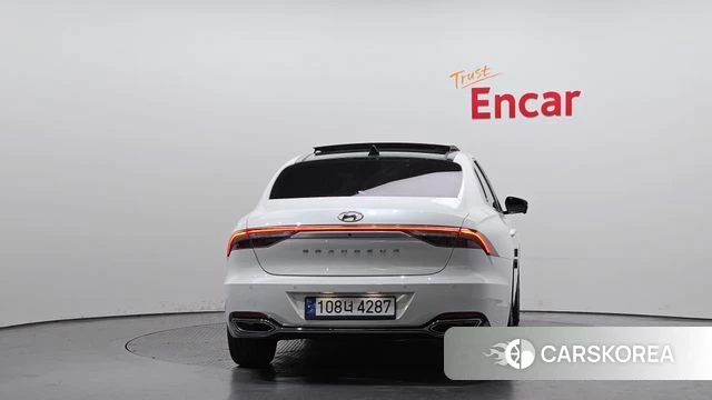 Hyundai The New Grandeur IG id 4245299 из Кореи 14
