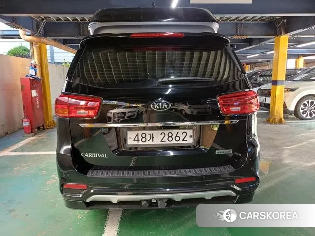 Kia The New Carnival id 3368880 из Кореи 13