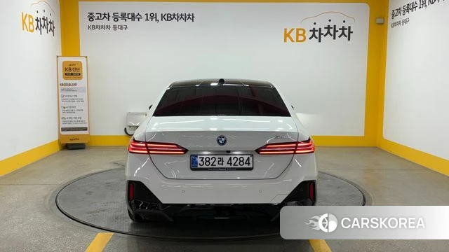 BMW 5 Series (G60) id 4333963 из Кореи 14