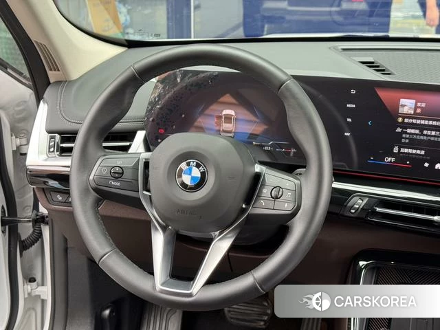 BMW X1 id 4348972 из Китая 16