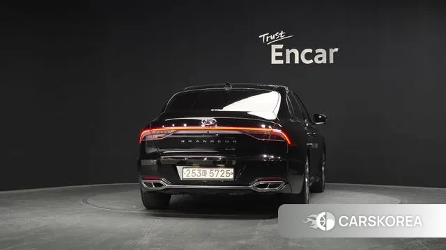 Hyundai The New Grandeur IG id 3778044 из Кореи 14