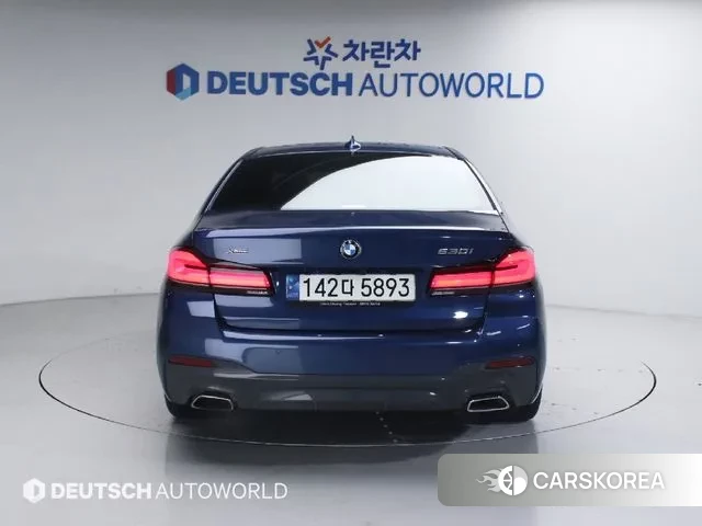 BMW 5 Series (G30) id 3708325 из Кореи 14