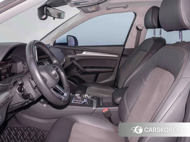 Audi Q5L id 4234887 из Китая 28