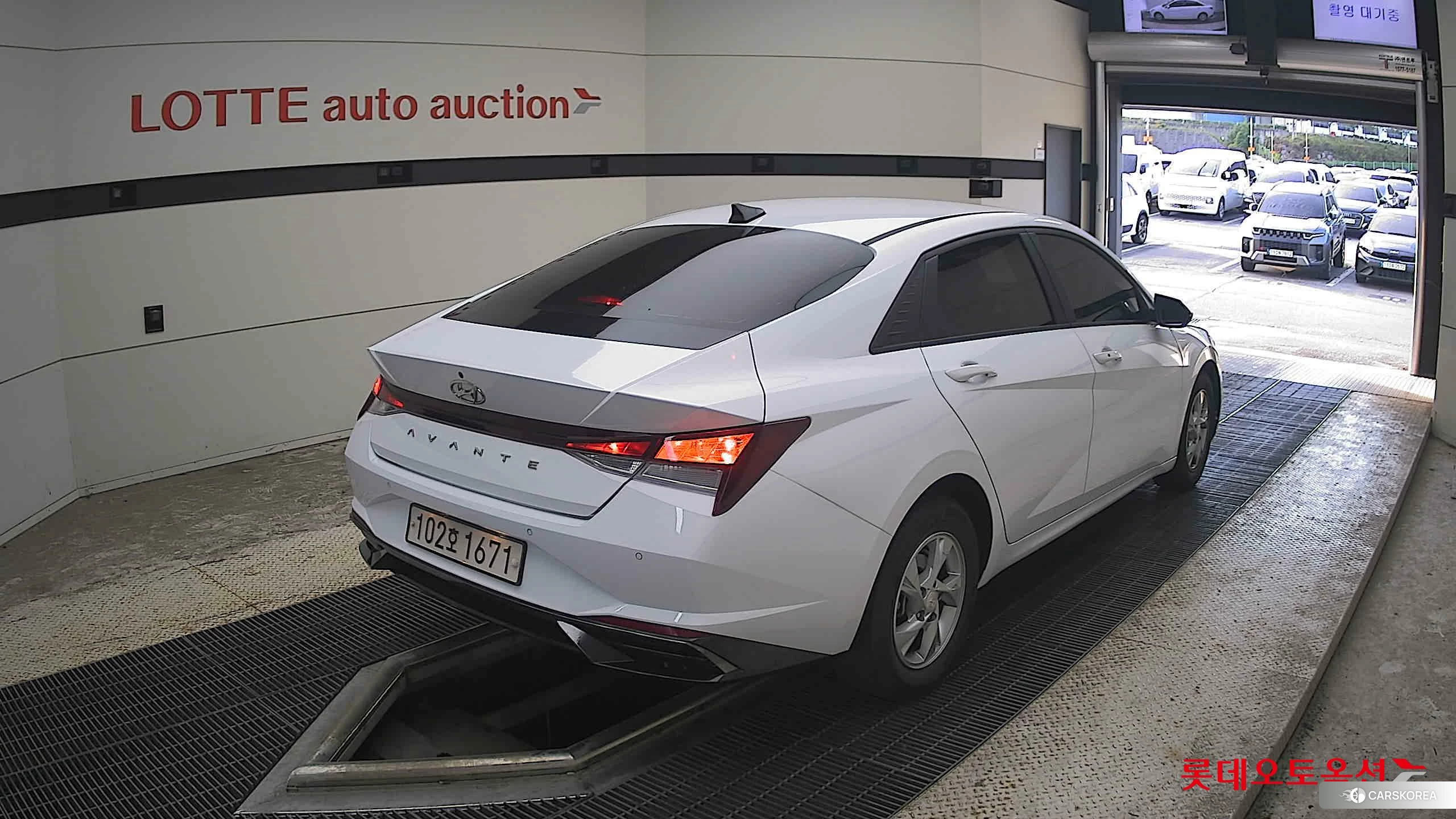 Hyundai Avante id 4902518 из Кореи 32