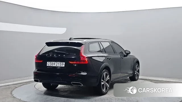 Volvo V60 Cross-Country 2nd Generation id 3760624 из Кореи 14