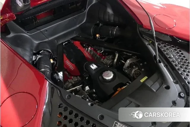 Ferrari SF90 Stradale id 3043821 из Кореи 12