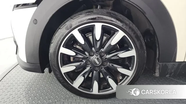 Mini Cooper S id 3777306 из Кореи 14