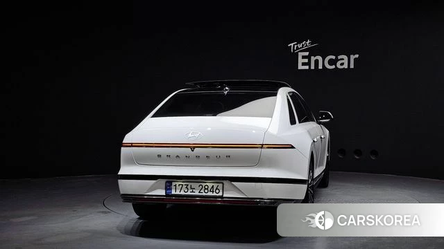 Hyundai Grandeur Hybrid (GN7) id 3850546 из Кореи 14