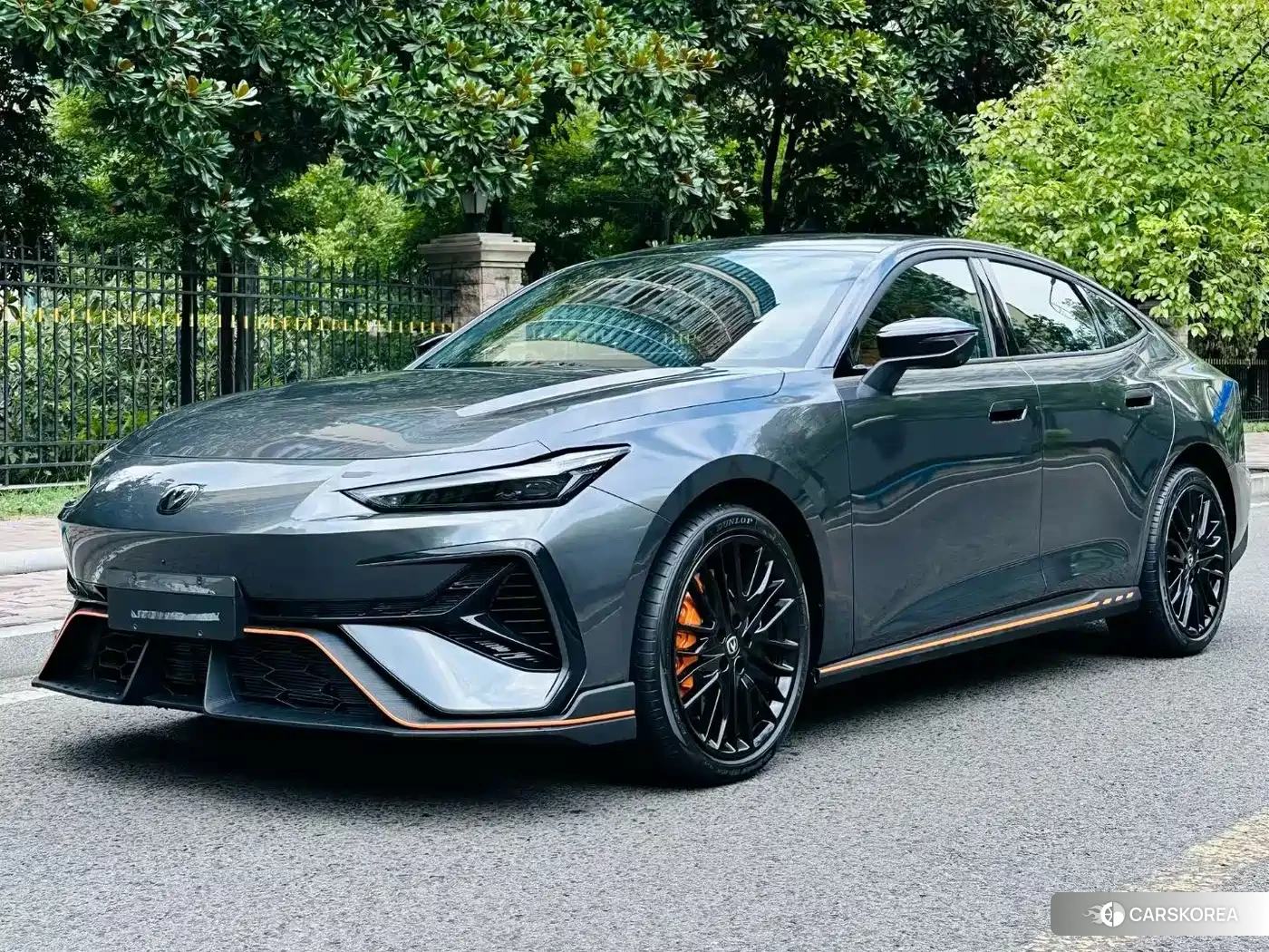 Chang'an UNI-V 2026 Silver/gray из Китая, фото 4