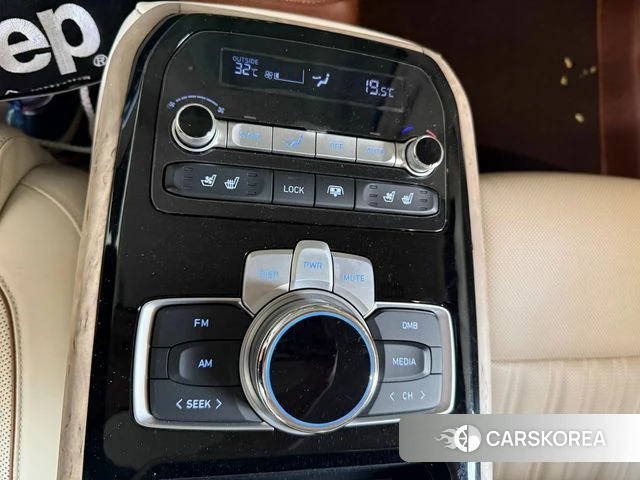 Genesis G90 id 4731965 из Кореи 10