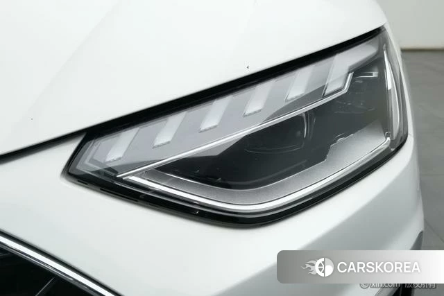 Audi A4L id 4321233 из Китая 18