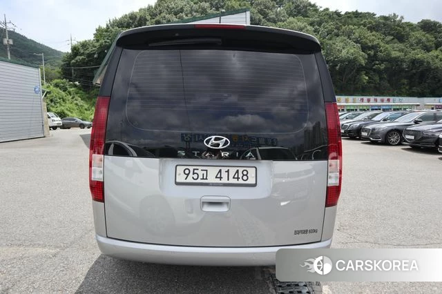 Hyundai Staria id 4586016 из Кореи 14