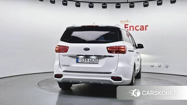 Kia The New Carnival id 4339347 из Кореи 25