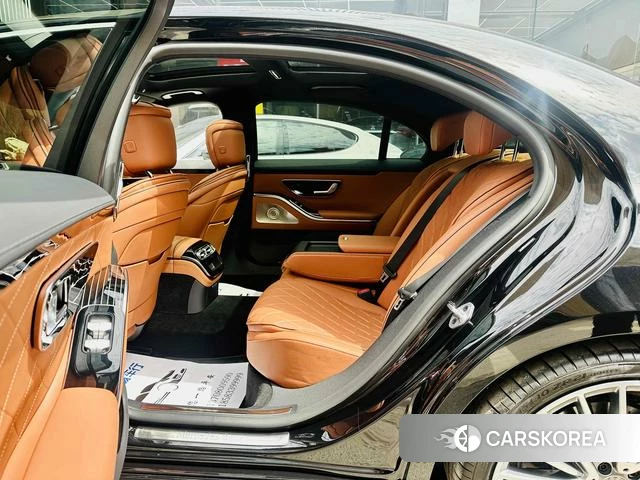 Mercedes-Benz S-class 2023 Черный из Китая, фото 5