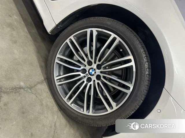 BMW 5 series id 3890586 из Китая 15