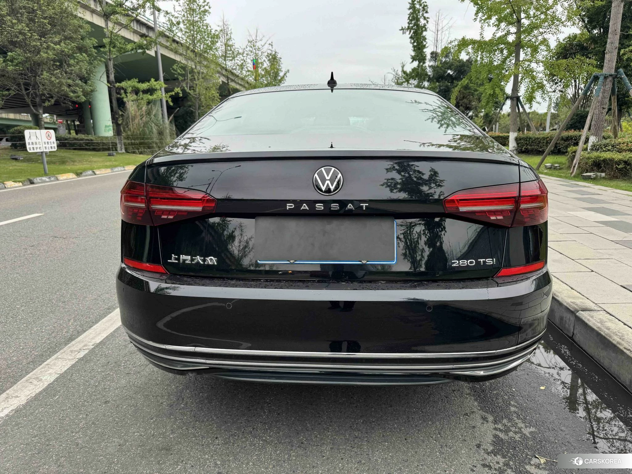 Volkswagen Passat 2021 Черный из Китая, фото 4