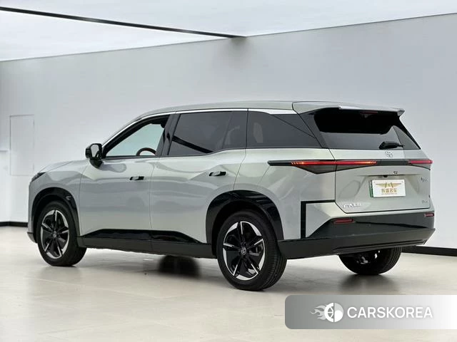 Toyota Platinum Wisdom 3X 2025 Серебристо-серый из Китая, фото 4