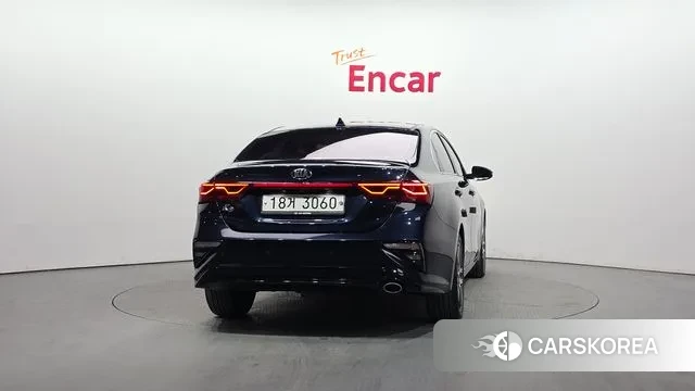 Kia Come New K3 id 3474639 из Кореи 14