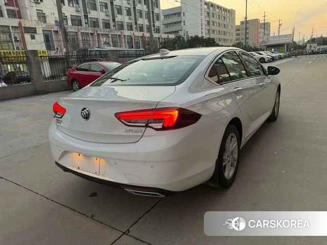 Buick Regal 2022 Белый из Китая, фото 4