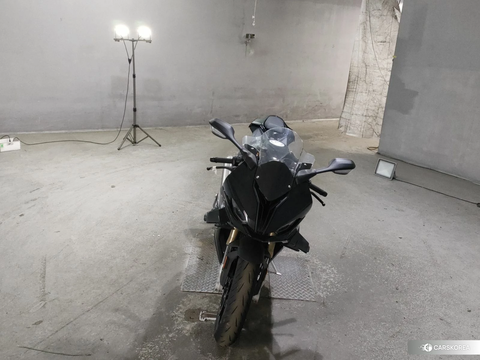 BMW S1000RR 2024 из Японии, фото 4