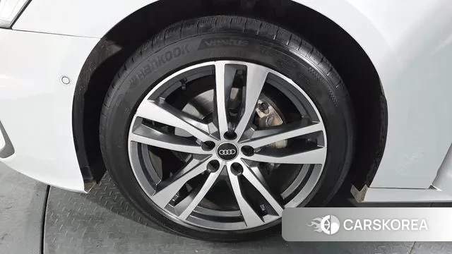 Audi A6 (C8) id 3497872 из Кореи 14